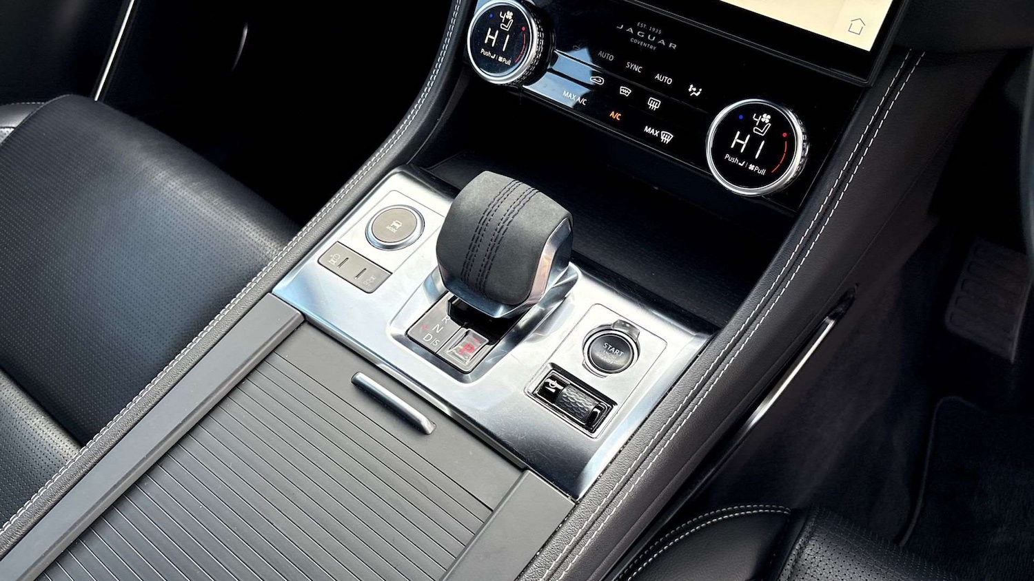 Used Jaguar F-Pace 2021 for sale - 76598308: Photo 13