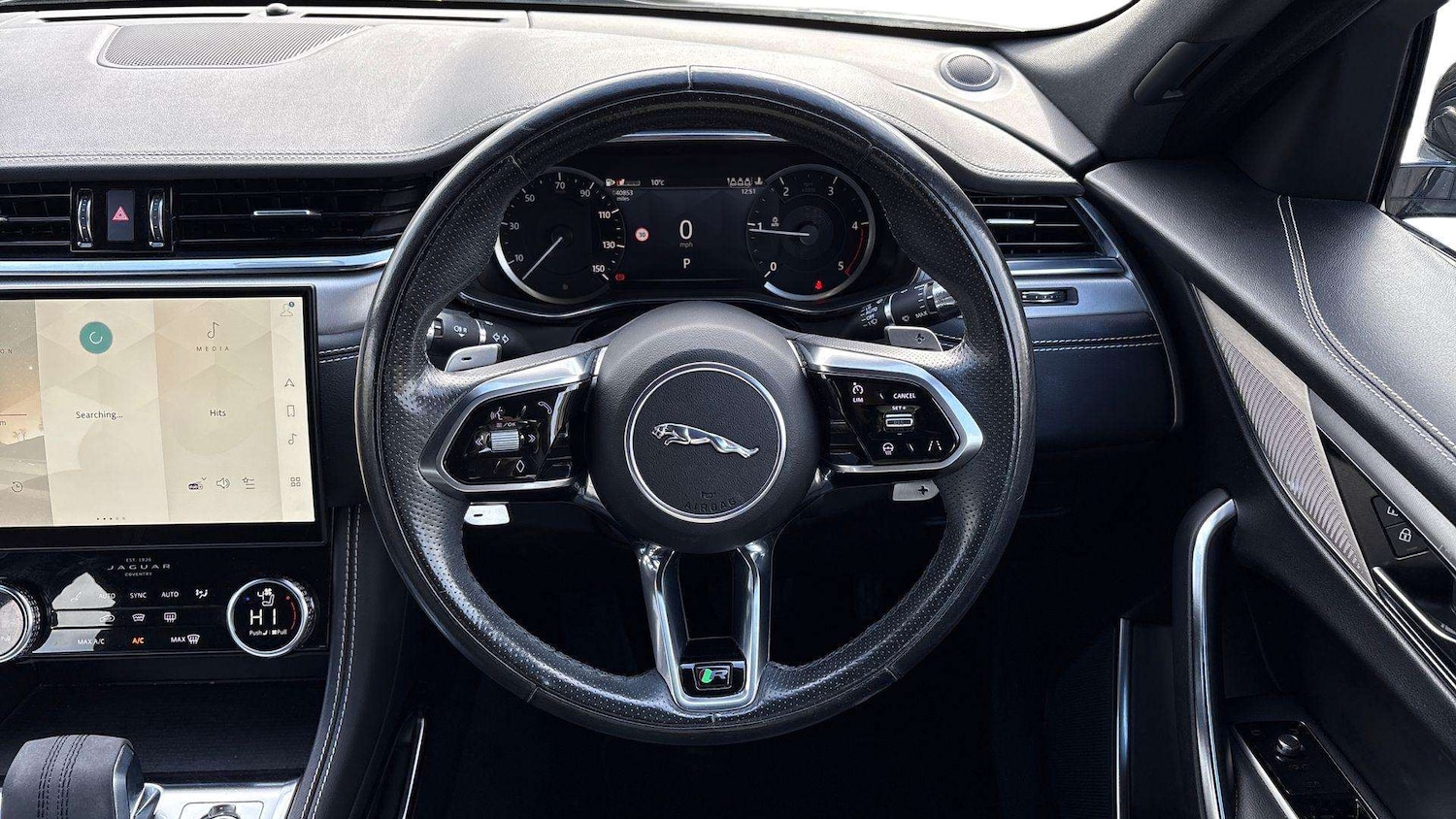 Used Jaguar F-Pace 2021 for sale - 76598308: Photo 15