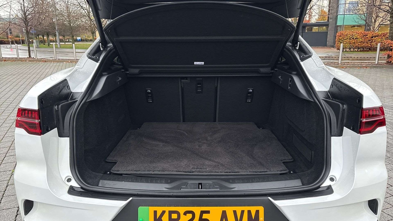 Used Jaguar I-Pace 2025 for sale - 76488016: Photo 10