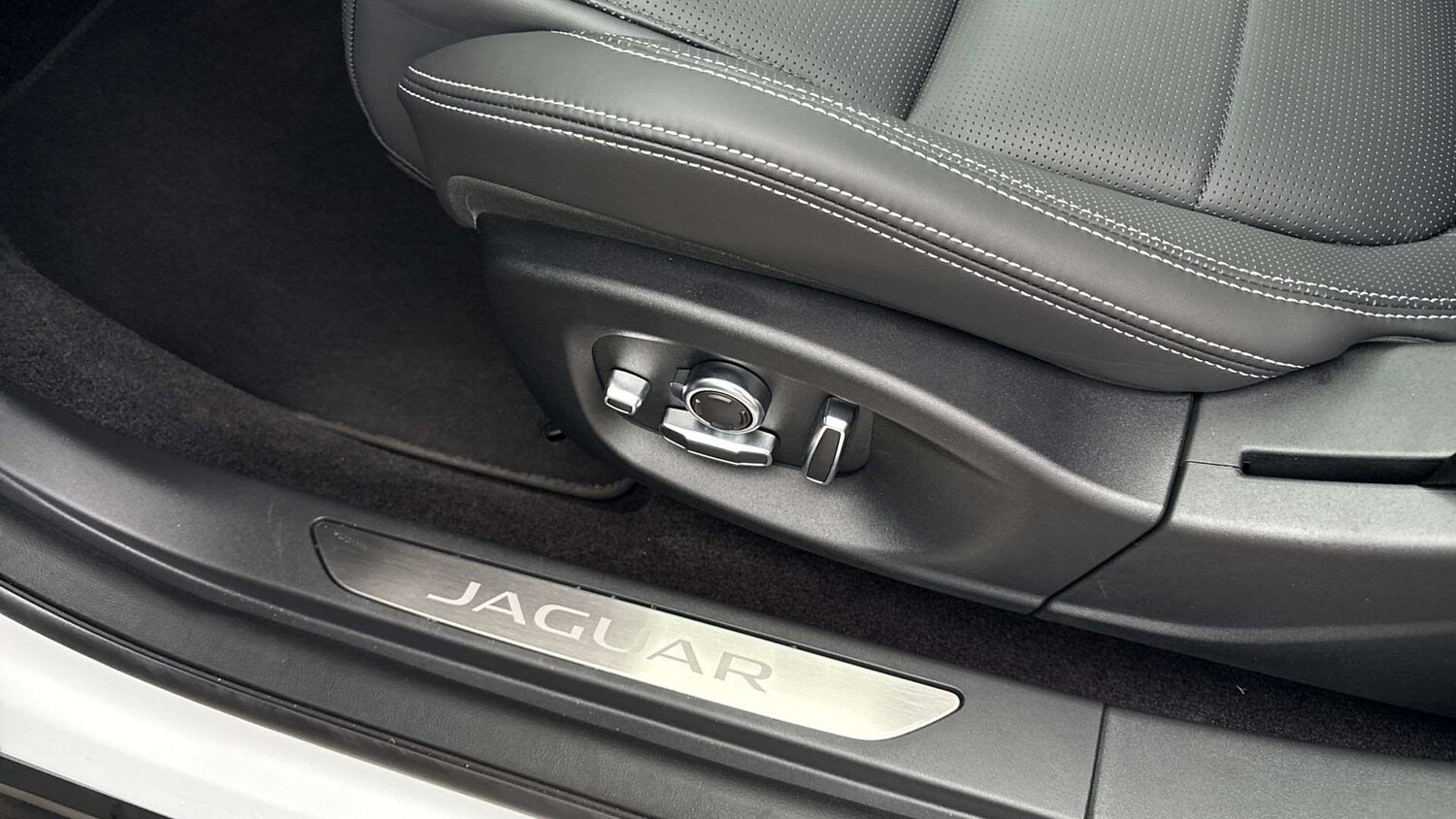 Used Jaguar I-Pace 2025 for sale - 76488016: Photo 35