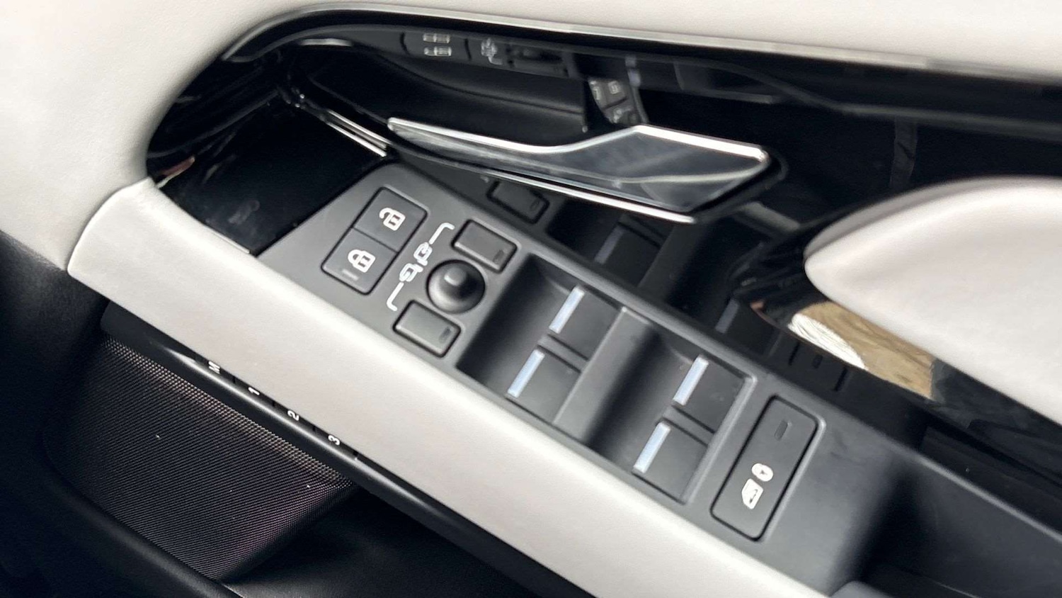 Used Land Rover Range Rover Evoque 2024 for sale - 77589004: Photo 25