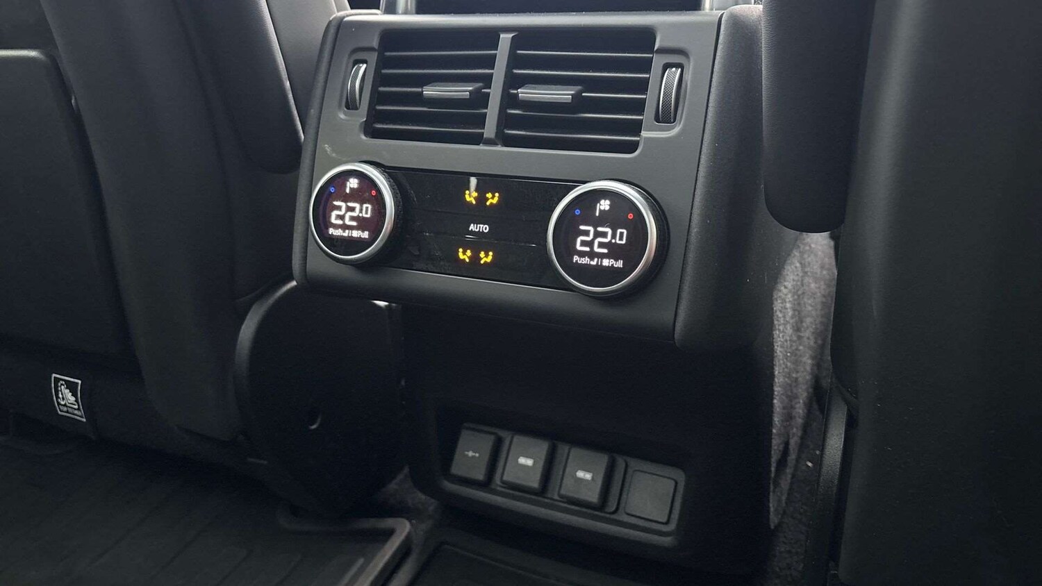 Used Land Rover Discovery 2023 for sale - 77472473: Photo 18