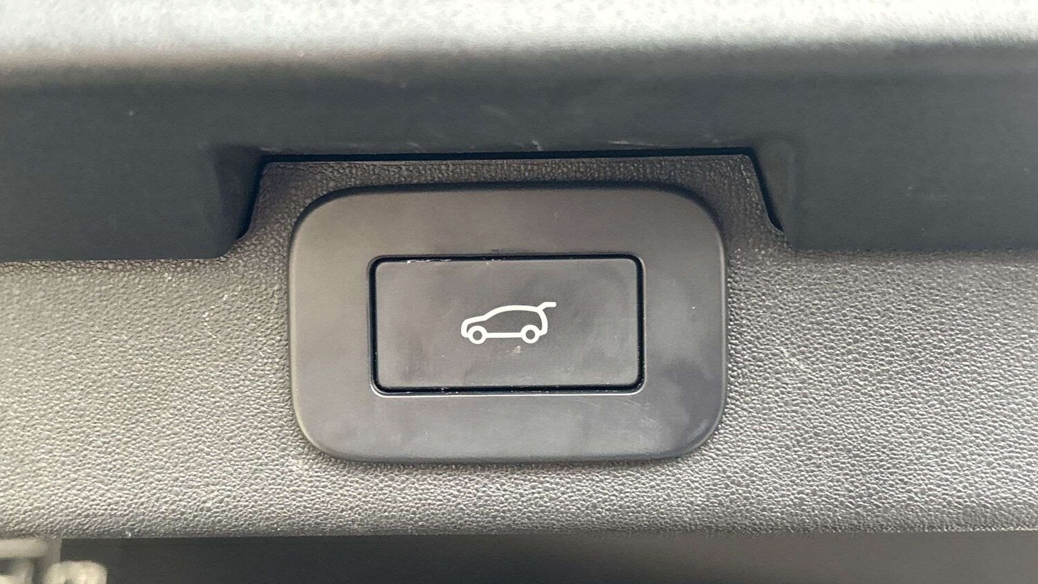 Used Land Rover Discovery 2023 for sale - 77472473: Photo 33