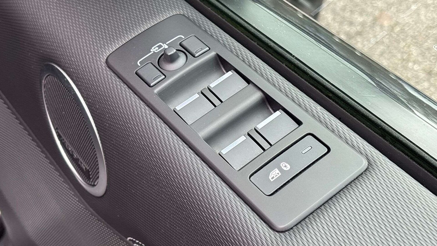 Used Land Rover Discovery 2023 for sale - 77472473: Photo 34