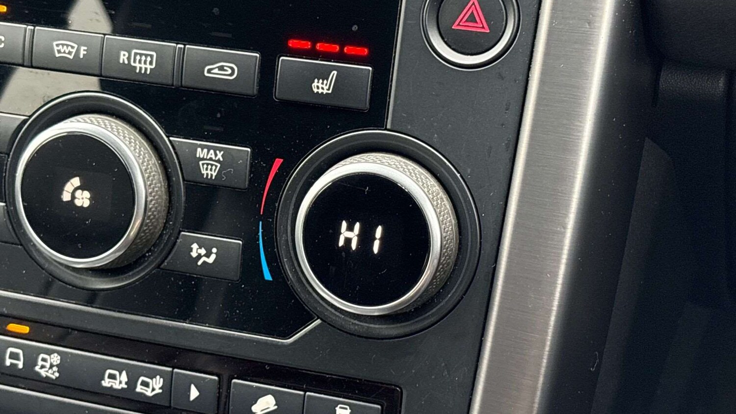 Used Land Rover Discovery Sport 2019 for sale - 77577386: Photo 22