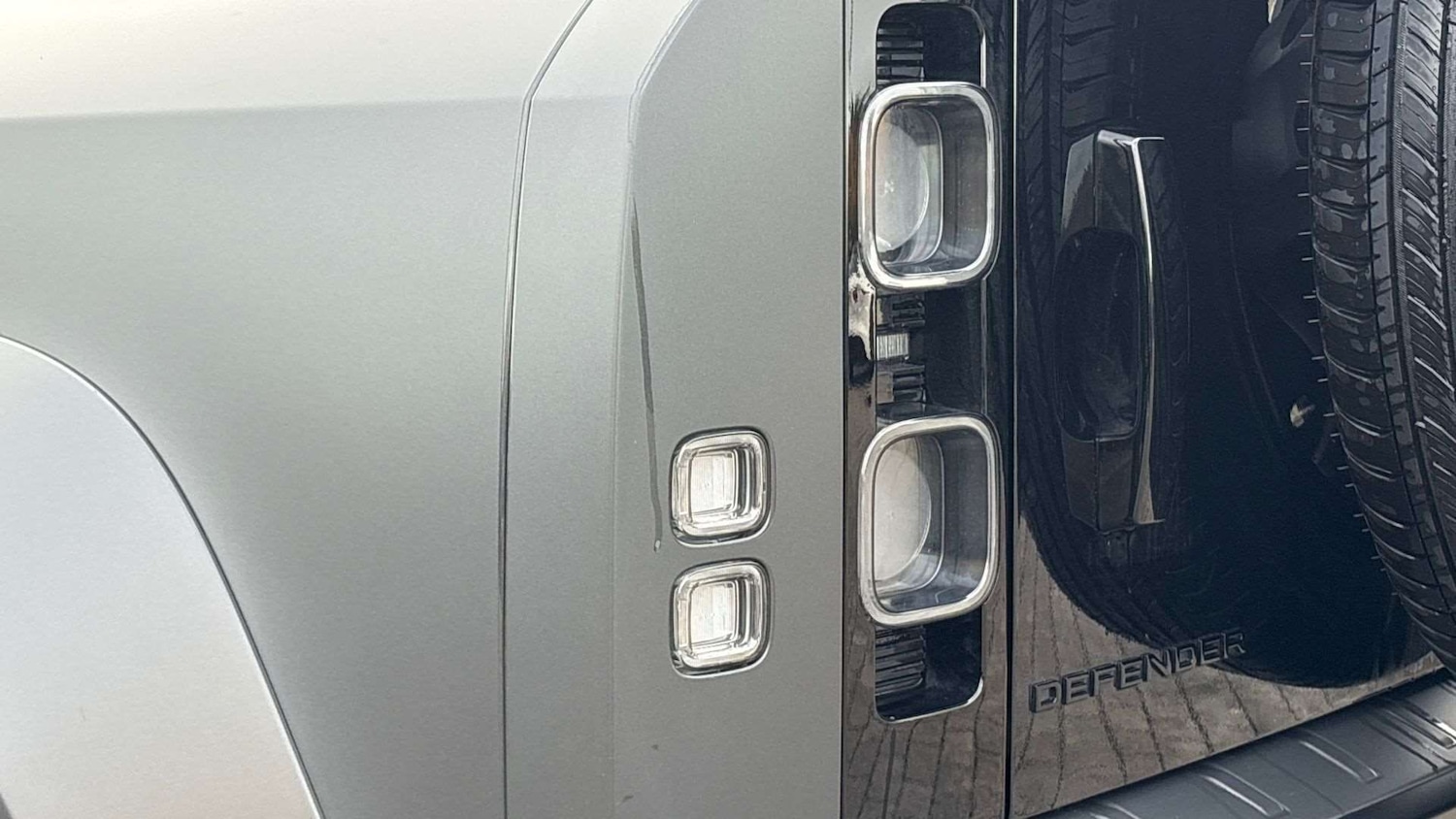 Used Land Rover Defender 2025 for sale - 76692012: Photo 19