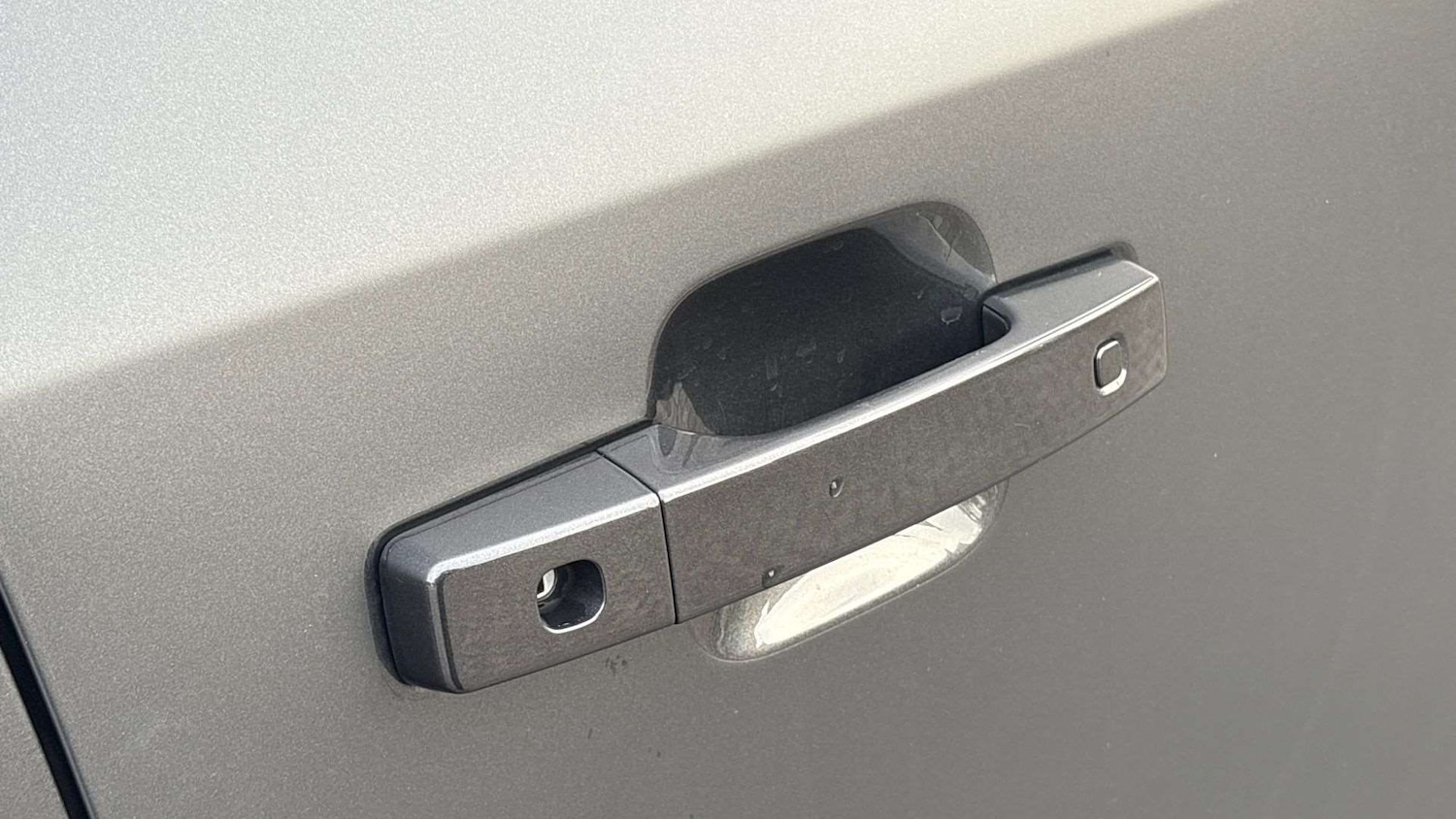 Used Land Rover Defender 2025 for sale - 76692012: Photo 31