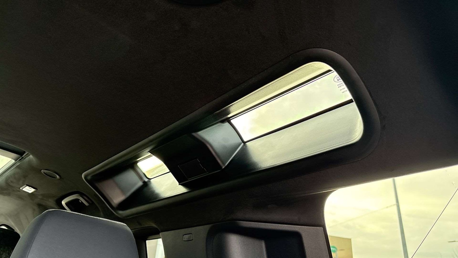 Used Land Rover Defender 2025 for sale - 76692012: Photo 34