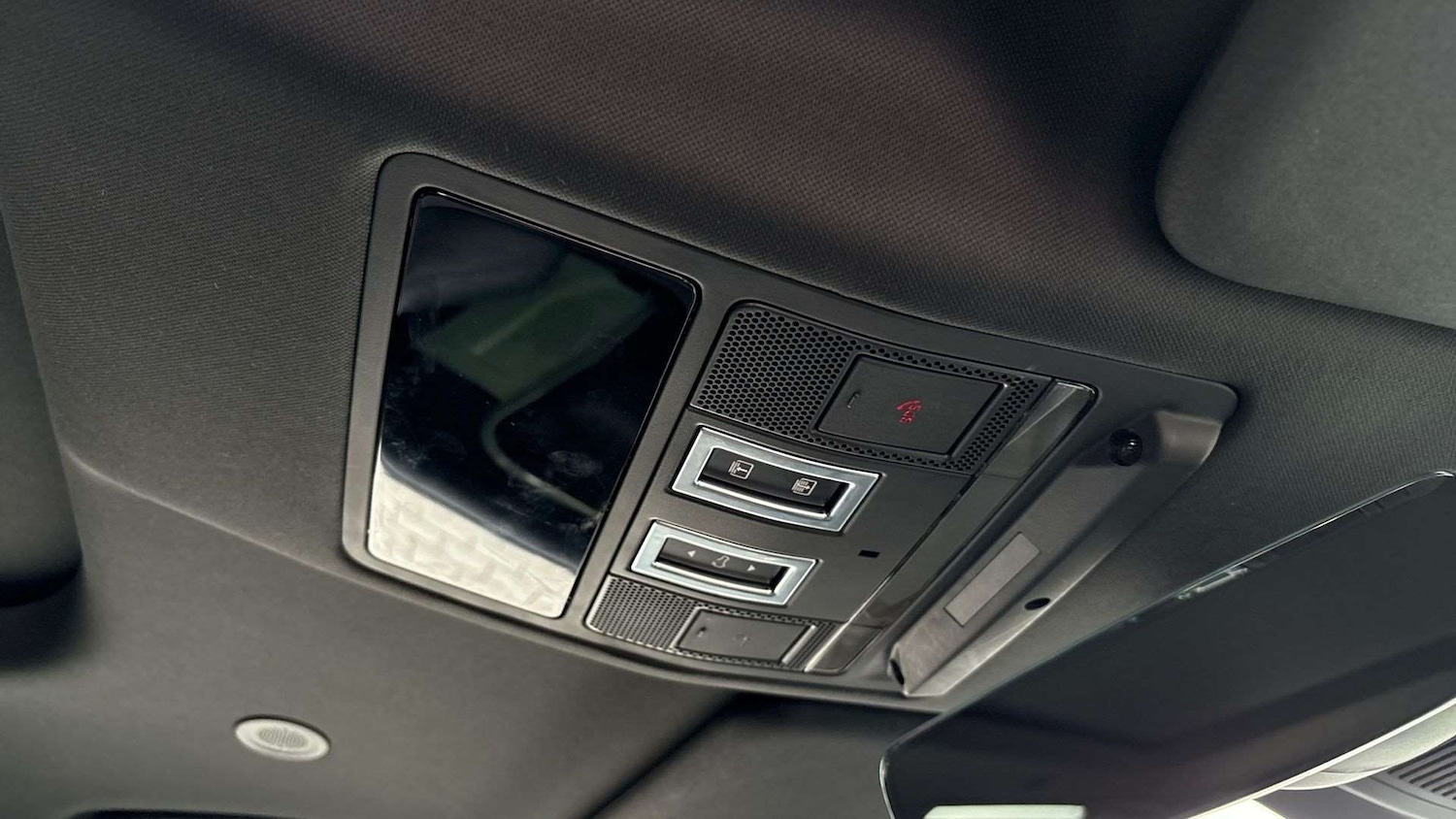 Used Land Rover Defender 2023 for sale - 76421266: Photo 23