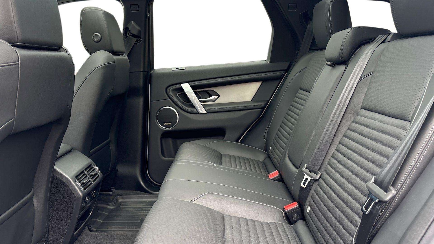 Used Land Rover Discovery Sport for sale - 78104616: Photo 4