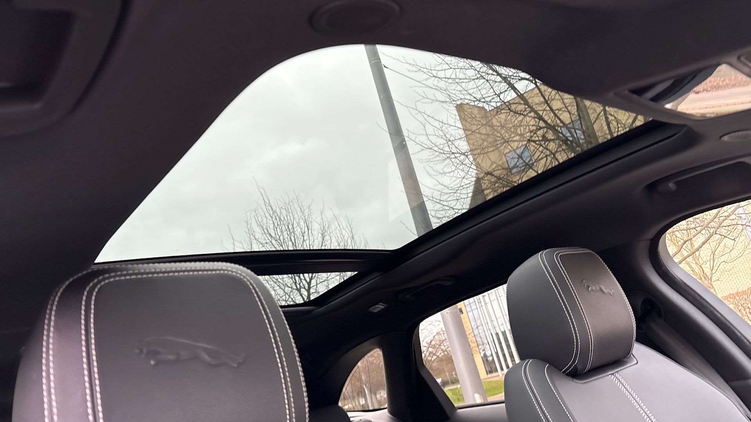 Used Jaguar F-Pace 2023 for sale - 77589018: Photo 21