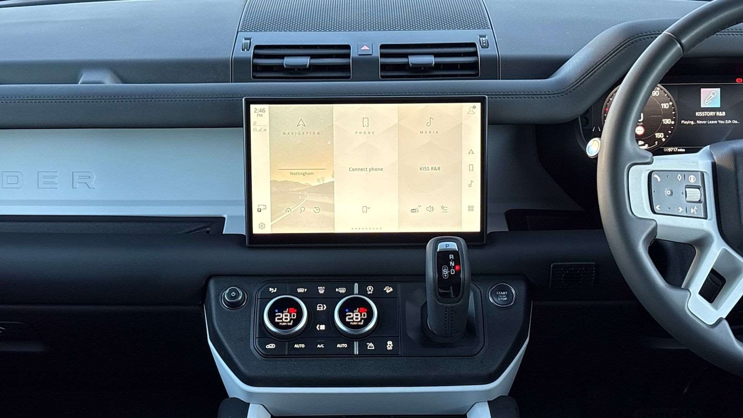 Used Land Rover Defender 90 2025 for sale - 77076635: Photo 14