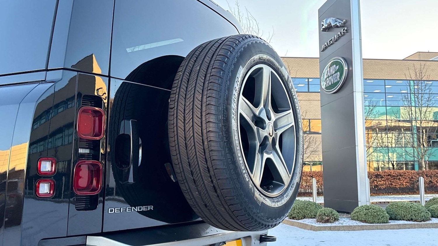 Used Land Rover Defender 90 2025 for sale - 77076635: Photo 33