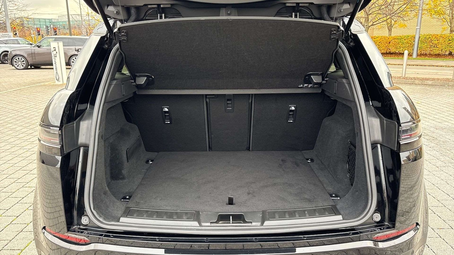 Used Land Rover Range Rover Evoque 2024 for sale - 76515524: Photo 10