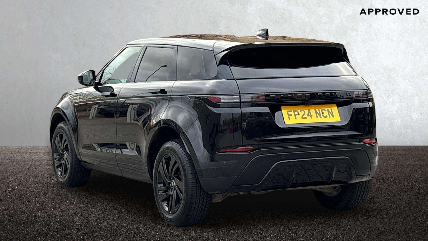Used Land Rover Range Rover Evoque 2024 for sale - 76515524: Photo 2