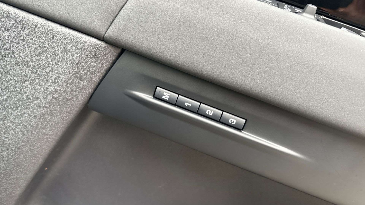 Used Land Rover Range Rover Evoque 2024 for sale - 76515524: Photo 34