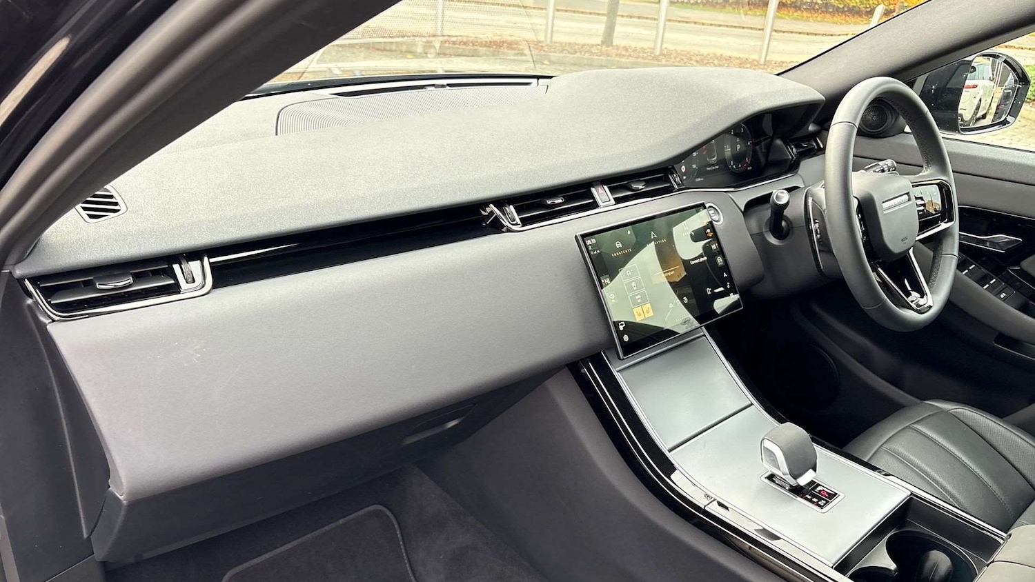 Used Land Rover Range Rover Evoque 2024 for sale - 76515524: Photo 35