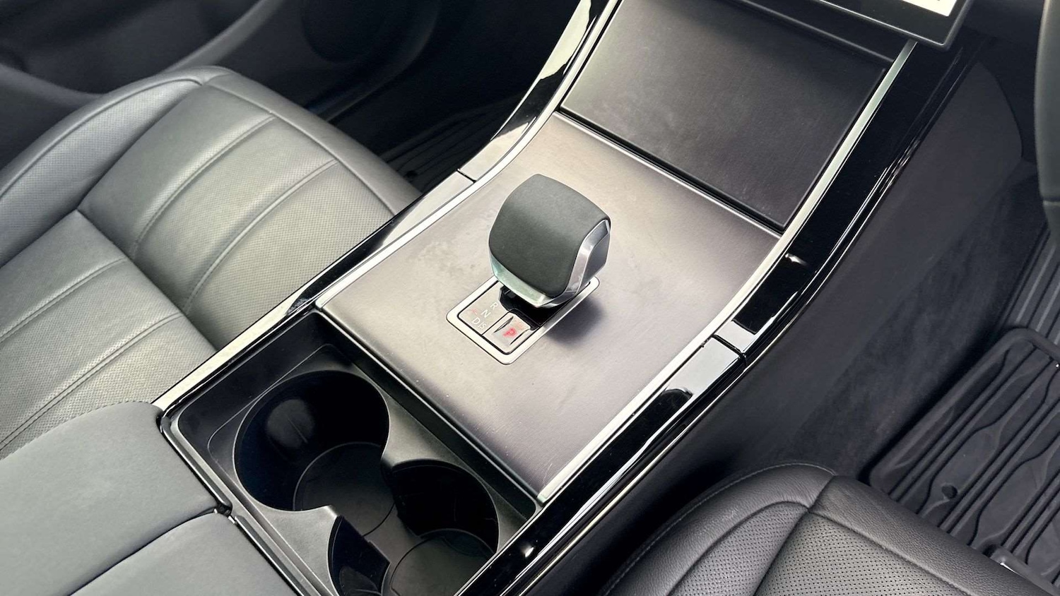 Used Land Rover Range Rover Evoque 2025 for sale - 76488149: Photo 13