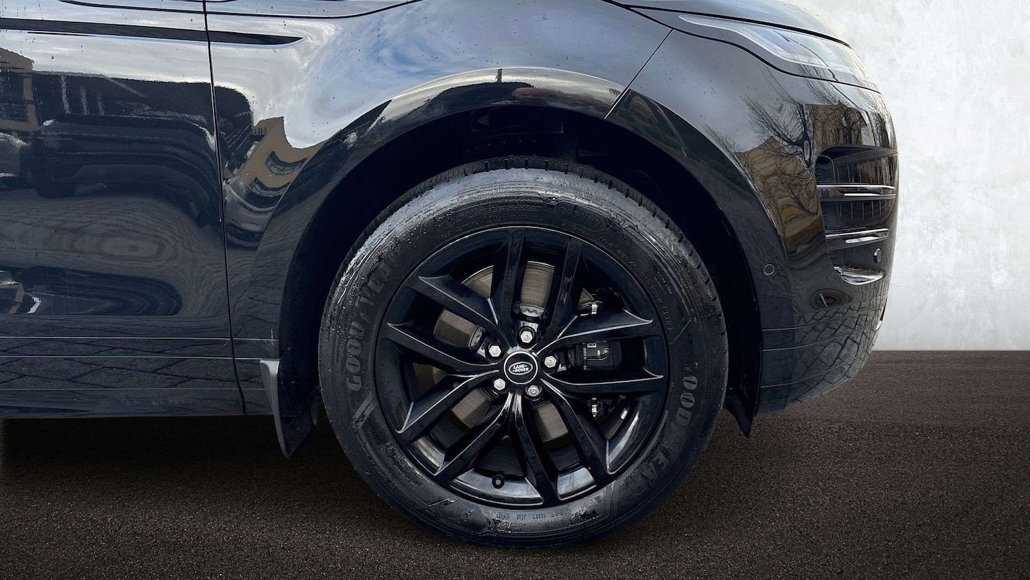 Used Land Rover Range Rover Evoque 2025 for sale - 76488149: Photo 8