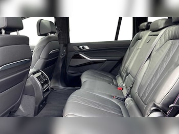 Used BMW X7 2025 for sale - 75496552: Photo