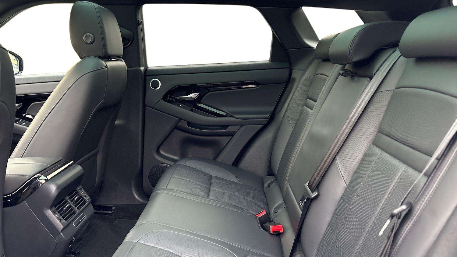 Used Land Rover Range Rover Evoque 2023 for sale - 76242391: Photo 4