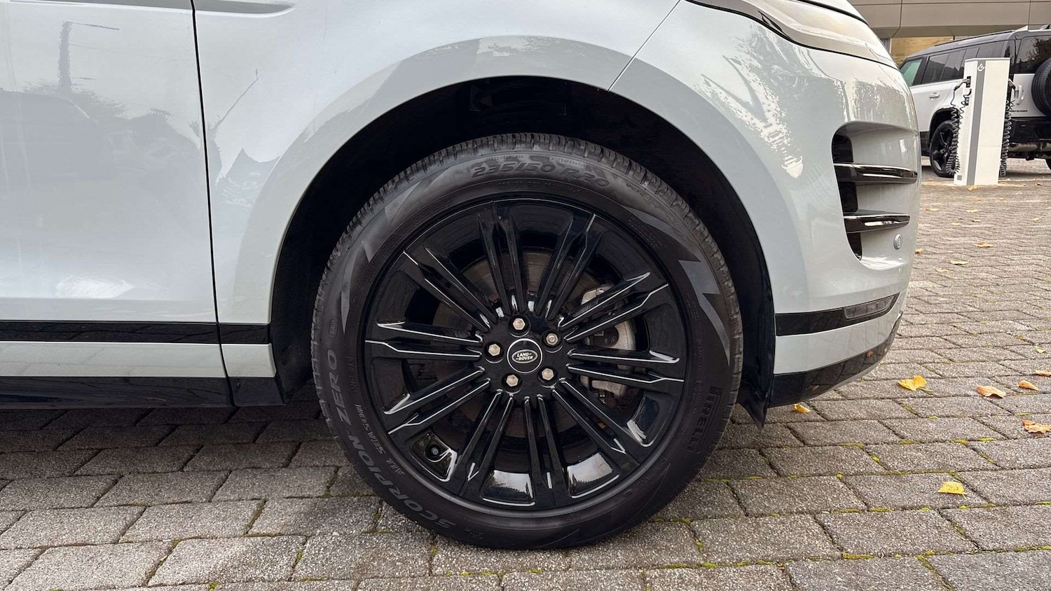 Used Land Rover Range Rover Evoque 2023 for sale - 76242391: Photo 8