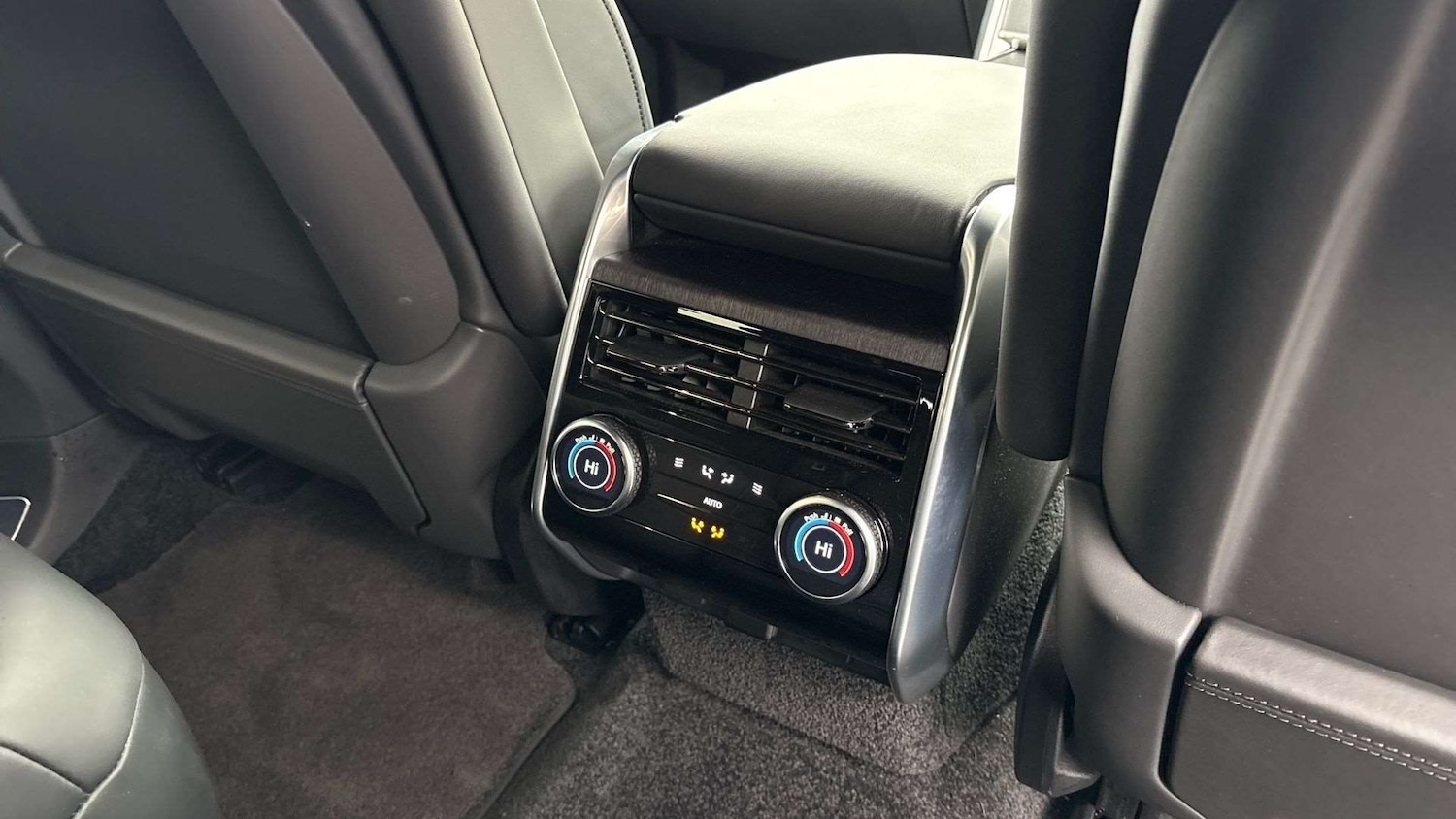 Used Land Rover Range Rover 2024 for sale - 76553257: Photo 18