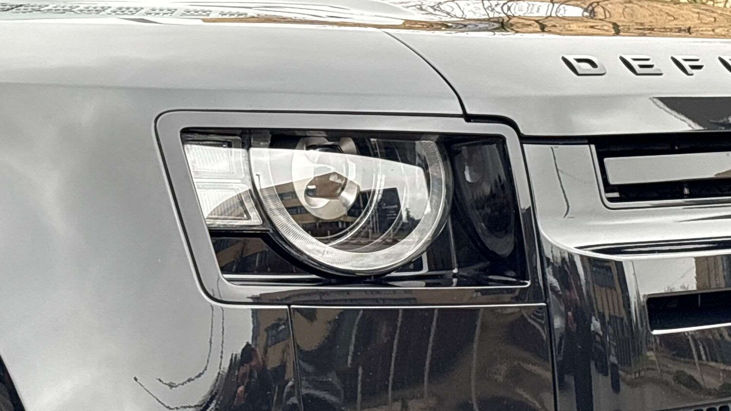 Used Land Rover Defender 2024 for sale - 77389878: Photo 17