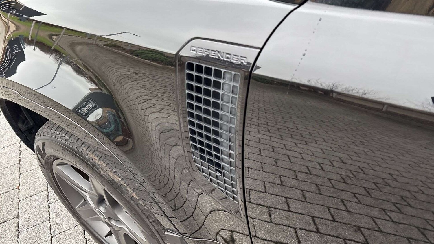 Used Land Rover Defender 2024 for sale - 77389878: Photo 20