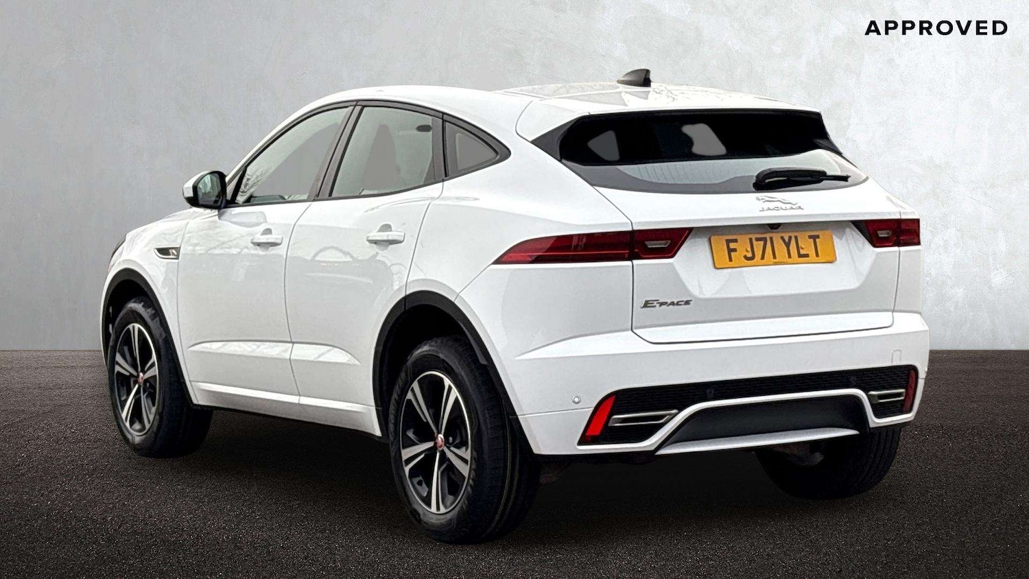 Used Jaguar E-Pace 2021 for sale - 76856928: Photo 2
