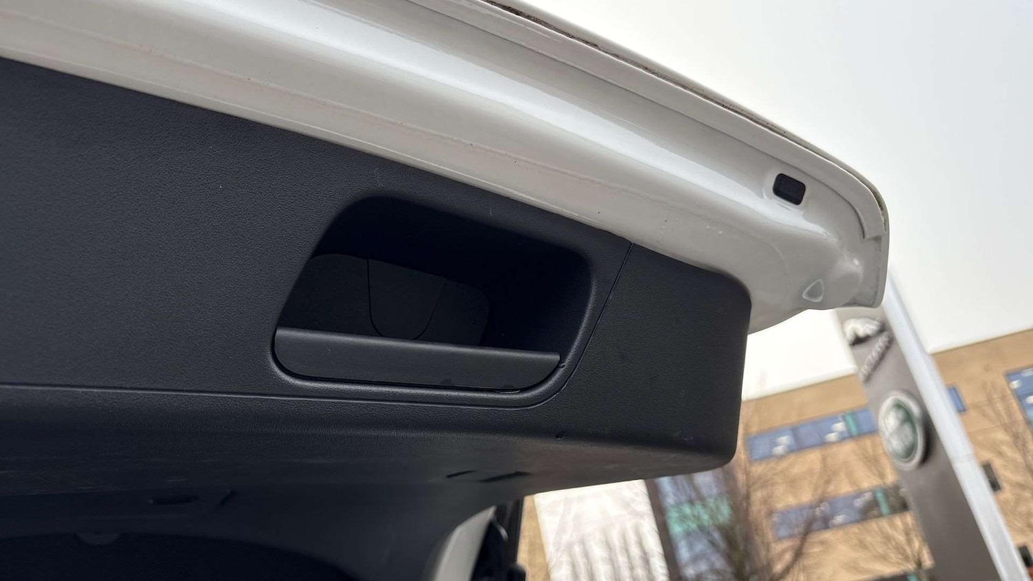 Used Jaguar E-Pace 2021 for sale - 76856928: Photo 31