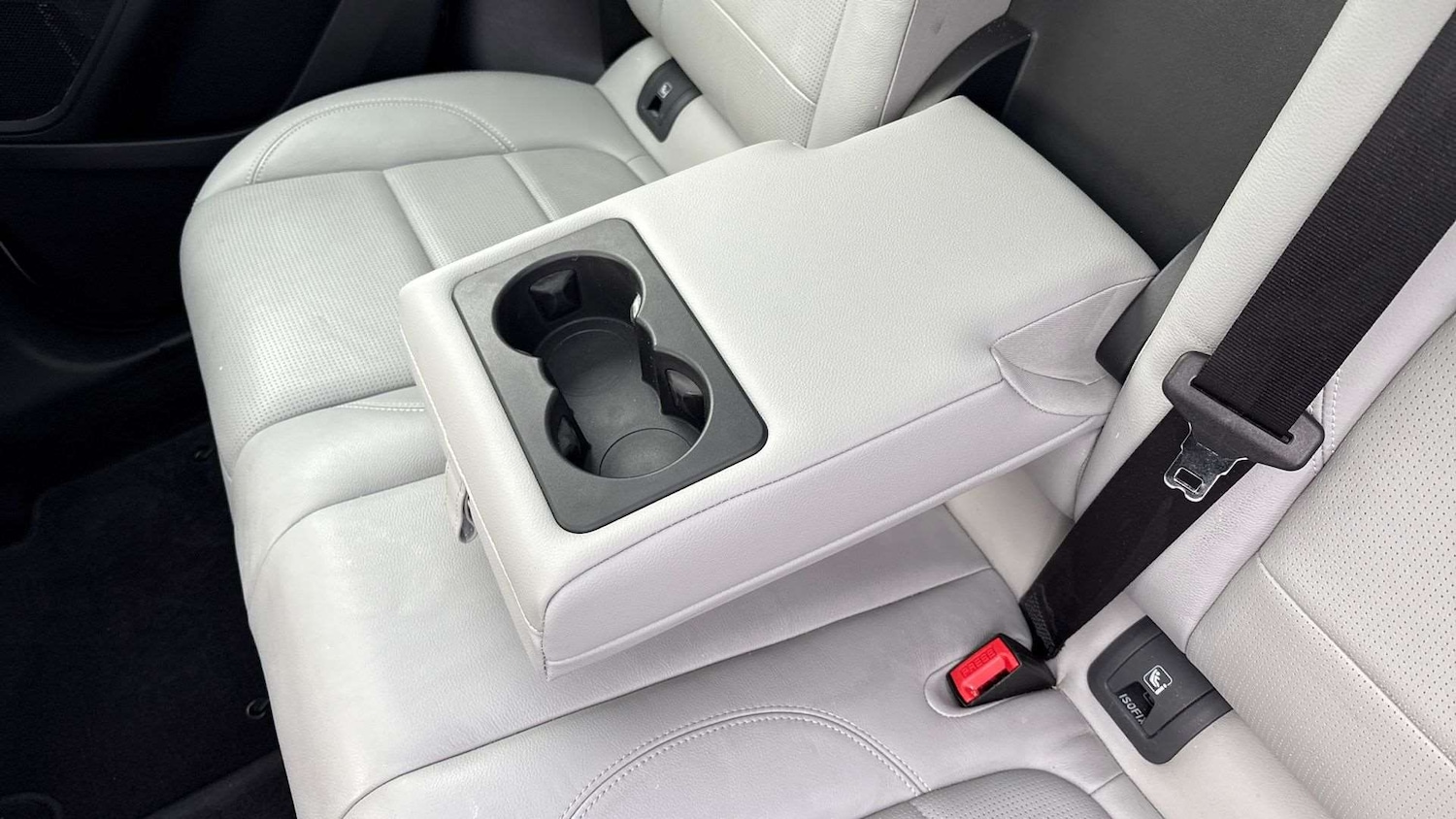 Used Jaguar E-Pace 2021 for sale - 76856928: Photo 35