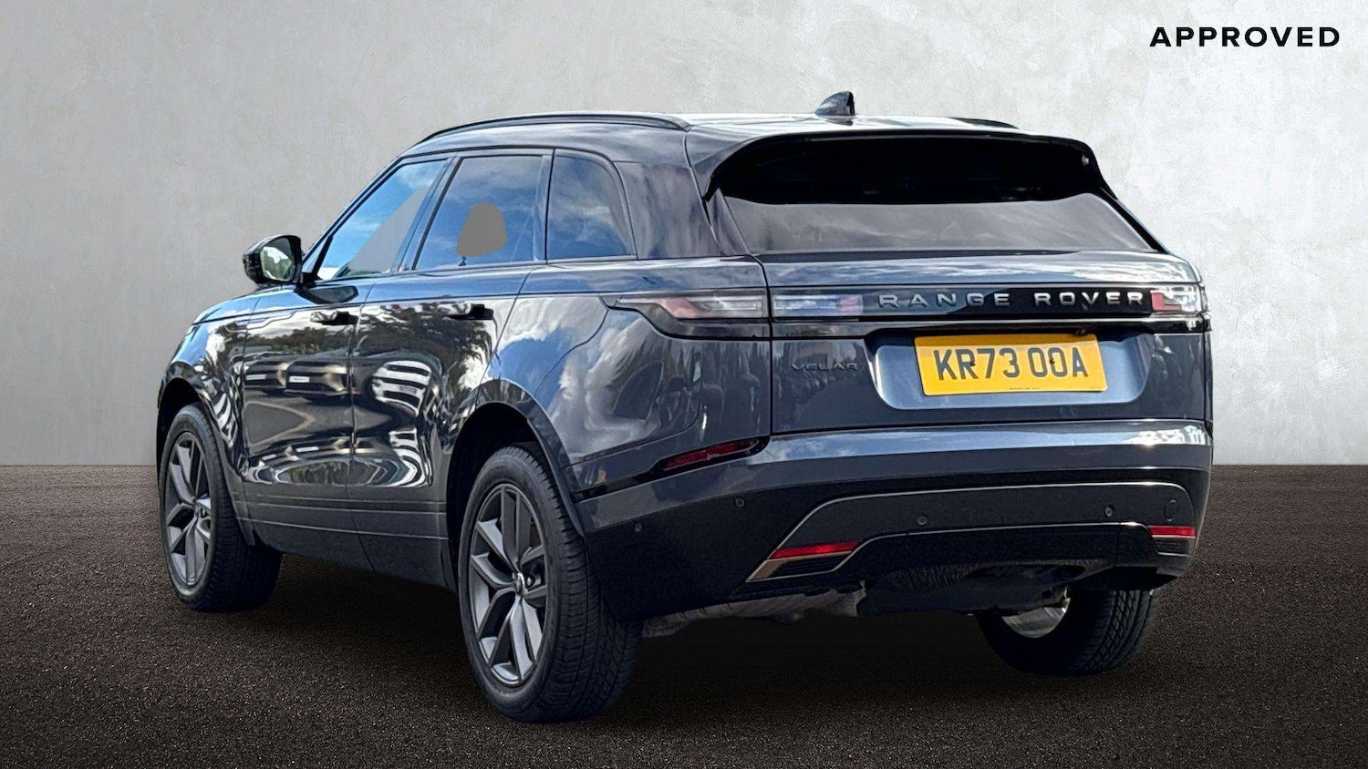 Used Land Rover Range Rover Velar 2023 for sale - 76978779: Photo 2