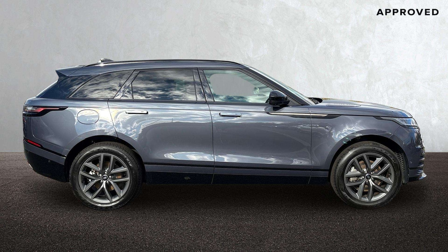 Used Land Rover Range Rover Velar 2023 for sale - 76978779: Photo 5