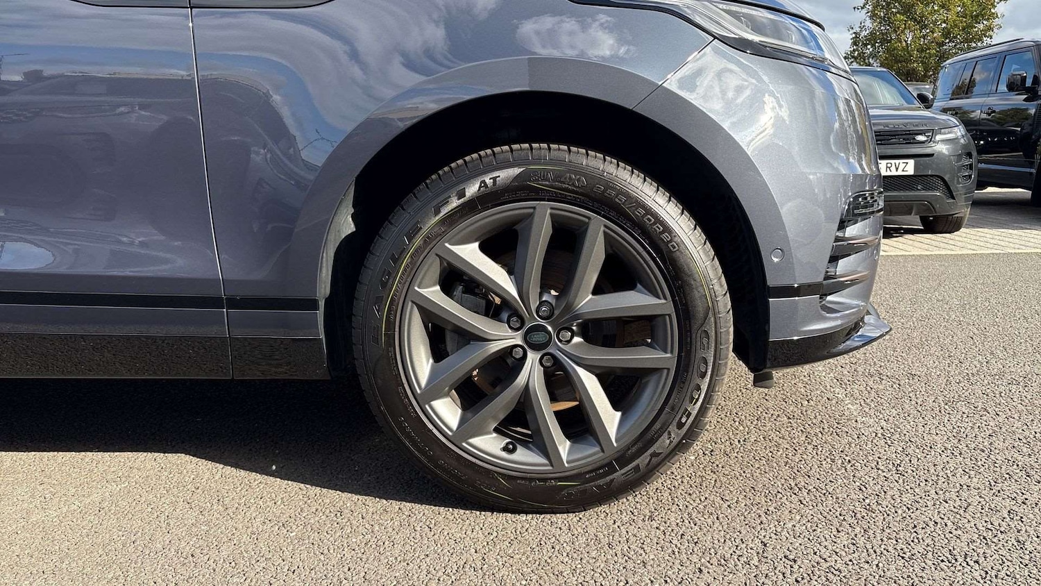 Used Land Rover Range Rover Velar 2023 for sale - 76978779: Photo 8