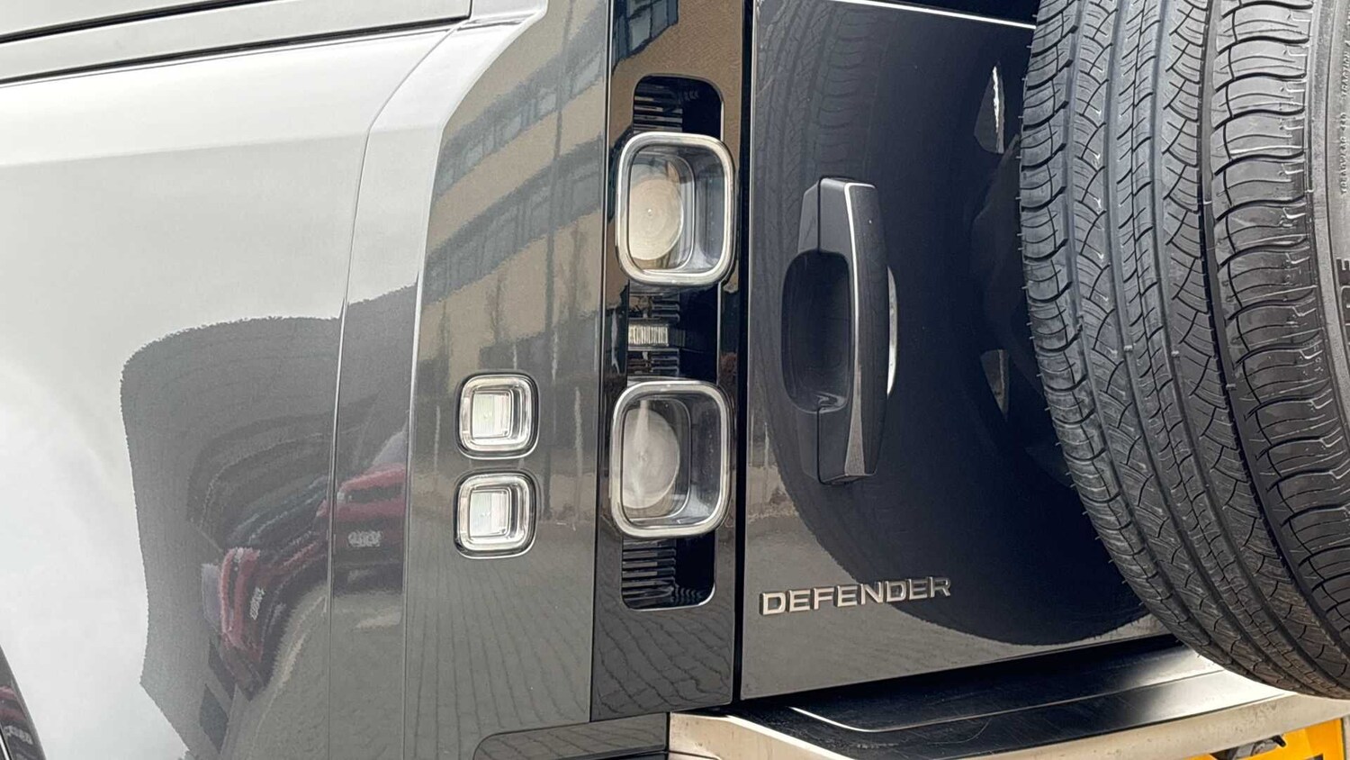 Vehicle 19