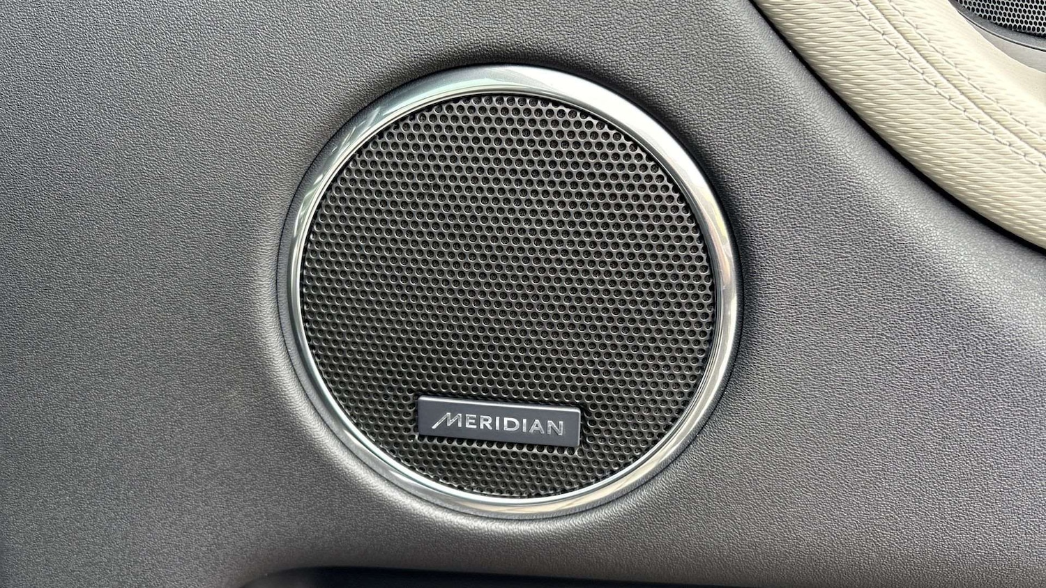 Used Land Rover Discovery Sport 2025 for sale - 76460593: Photo 24