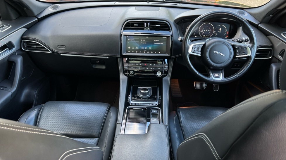 Used Jaguar F-Pace 2018 for sale - 76623514: Photo 11
