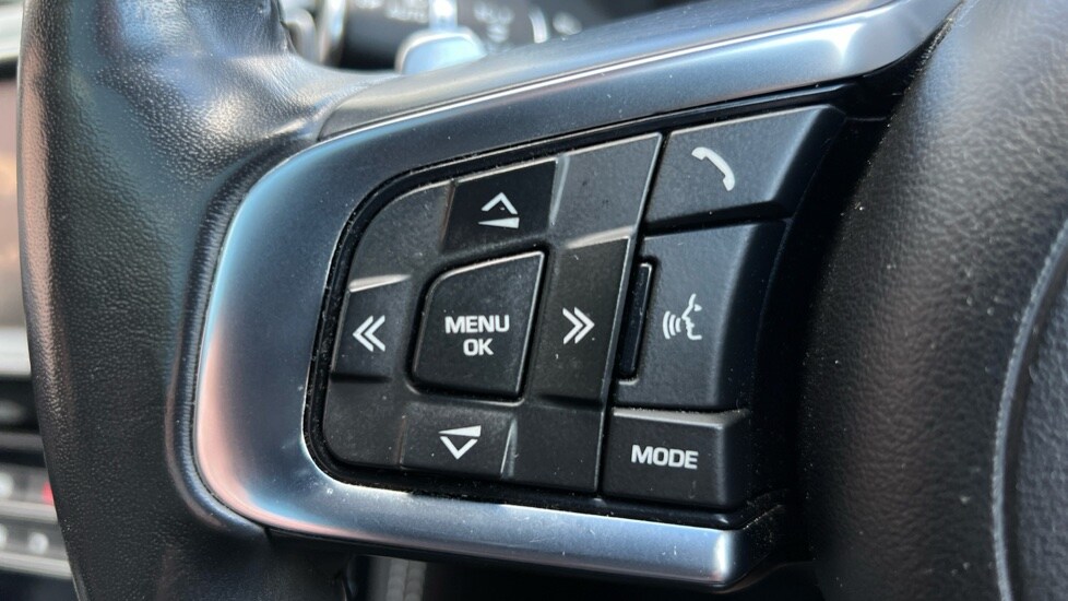 Used Jaguar F-Pace 2018 for sale - 76623514: Photo 23