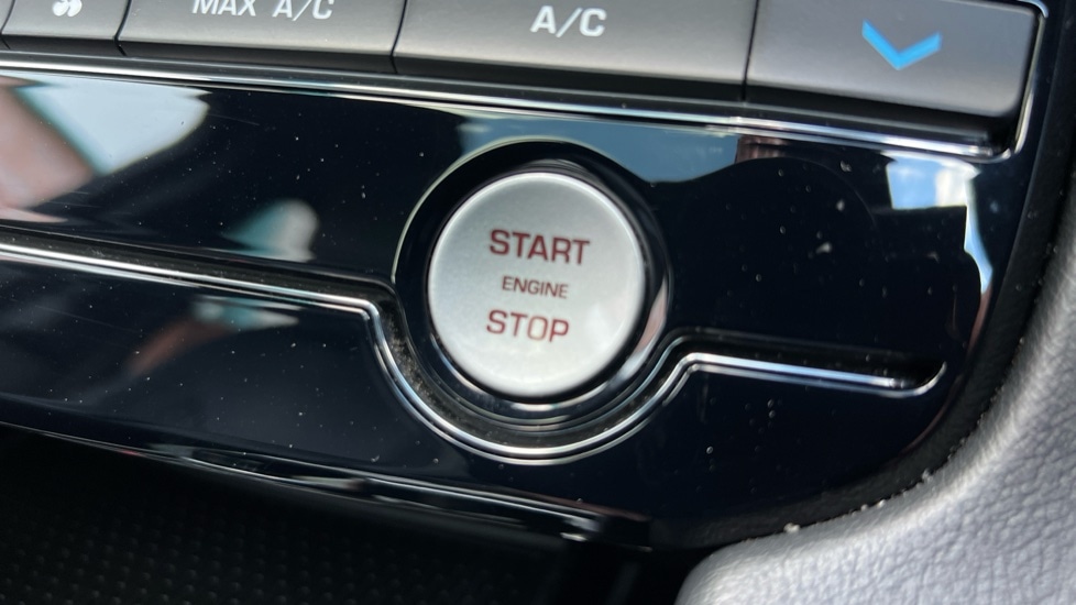 Used Jaguar F-Pace 2018 for sale - 76623514: Photo 43