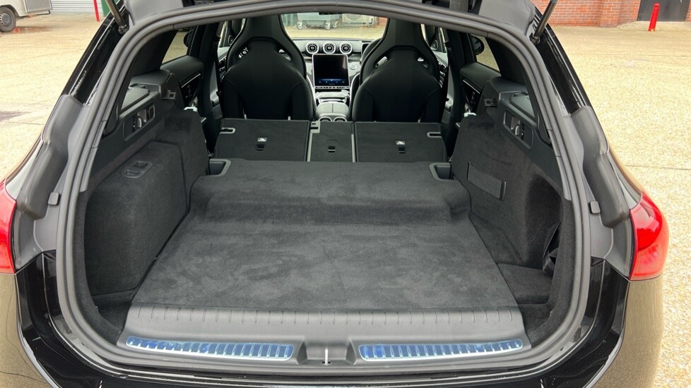 Used Mercedes-Benz C Class 2024 for sale - 76062361: Photo 18