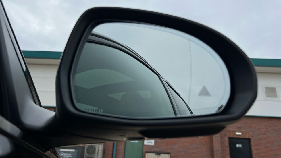 Used Mercedes-Benz C Class 2024 for sale - 76062361: Photo 71