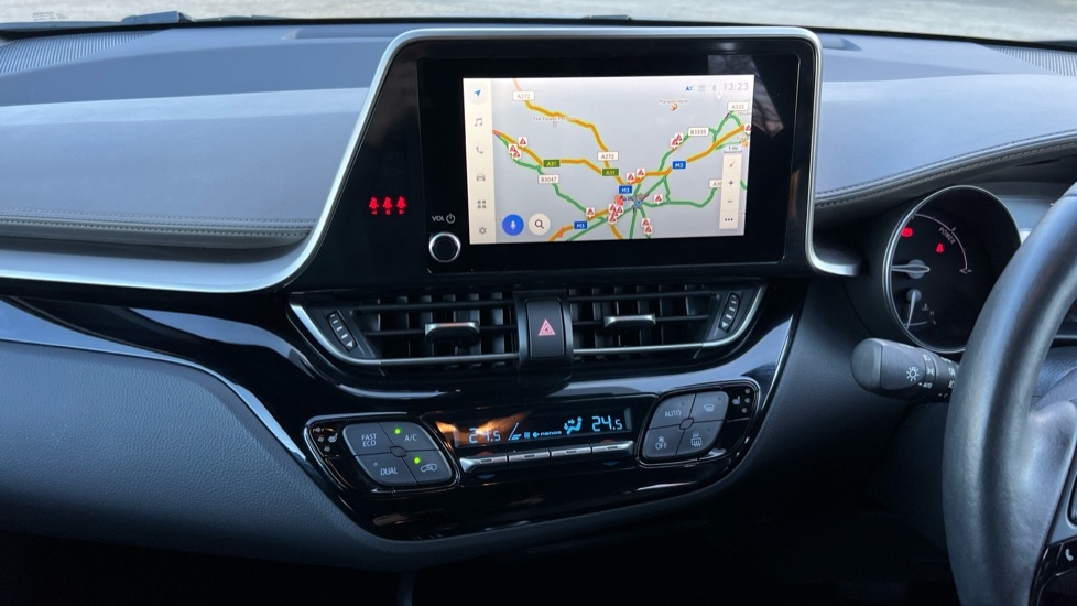 Used Toyota C-HR 2023 for sale - 76623610: Photo 12