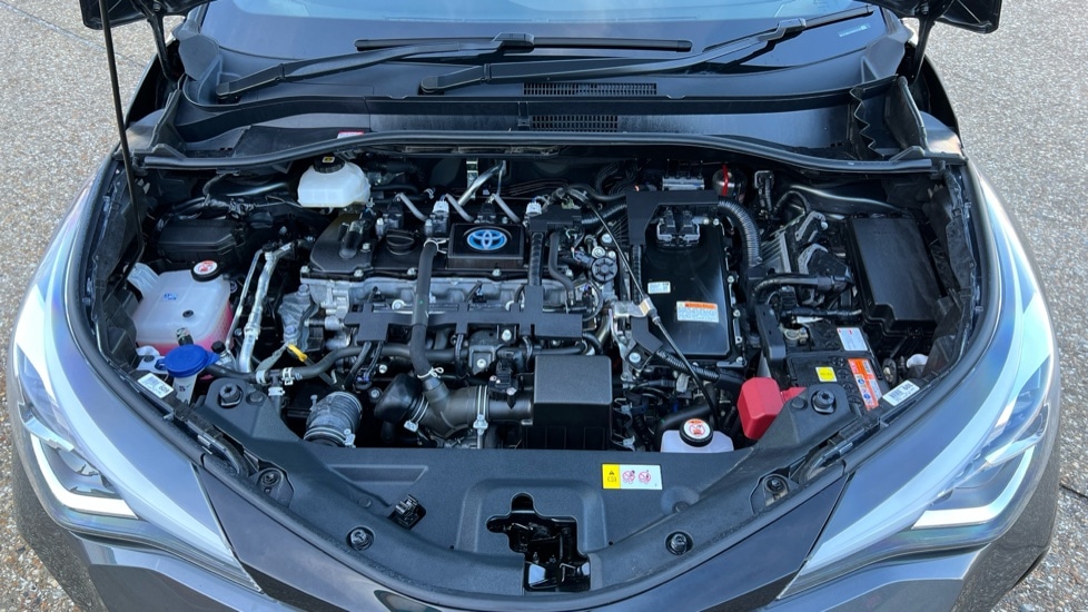 Used Toyota C-HR 2023 for sale - 76623610: Photo 16