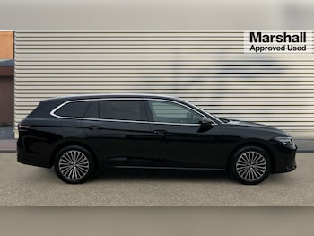 Used Volkswagen Passat 2025 for sale - 75495630: Photo