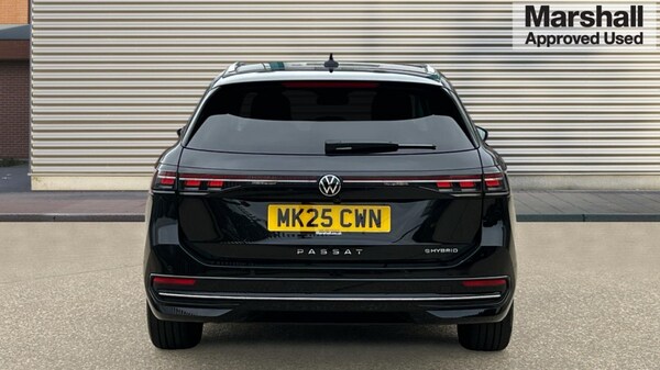 Used Volkswagen Passat 2025 for sale - 75495630: Photo 4