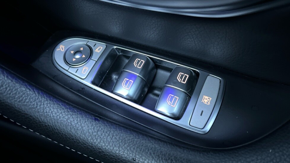 Used Mercedes-Benz CLS 2019 for sale - 76937562: Photo 42