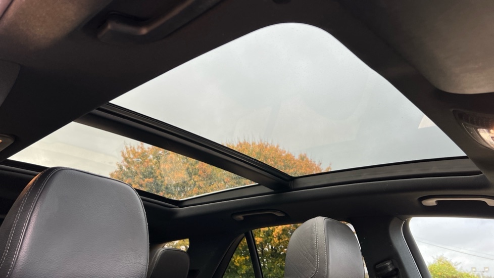 Used Mercedes-Benz GLE 2020 for sale - 76552332: Photo 38