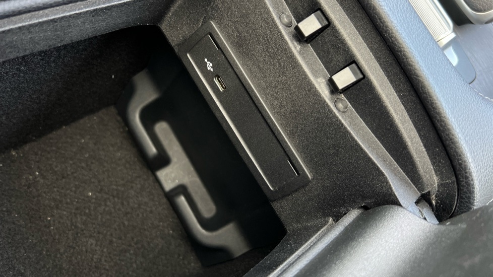 Used Mercedes-Benz GLE 2020 for sale - 76552332: Photo 58