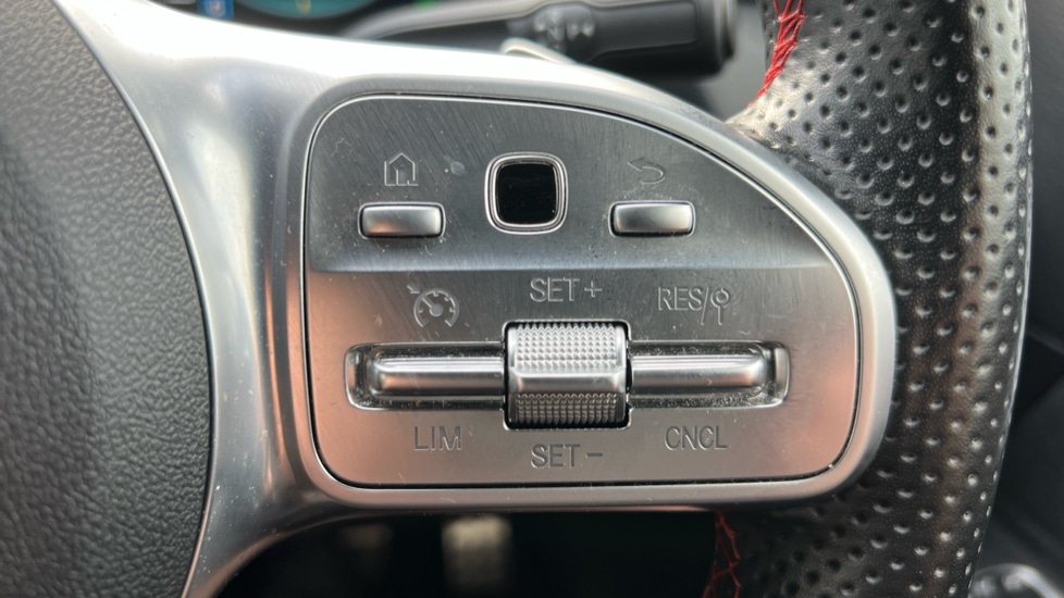 Used Mercedes-Benz EQA 2021 for sale - 76494085: Photo 29